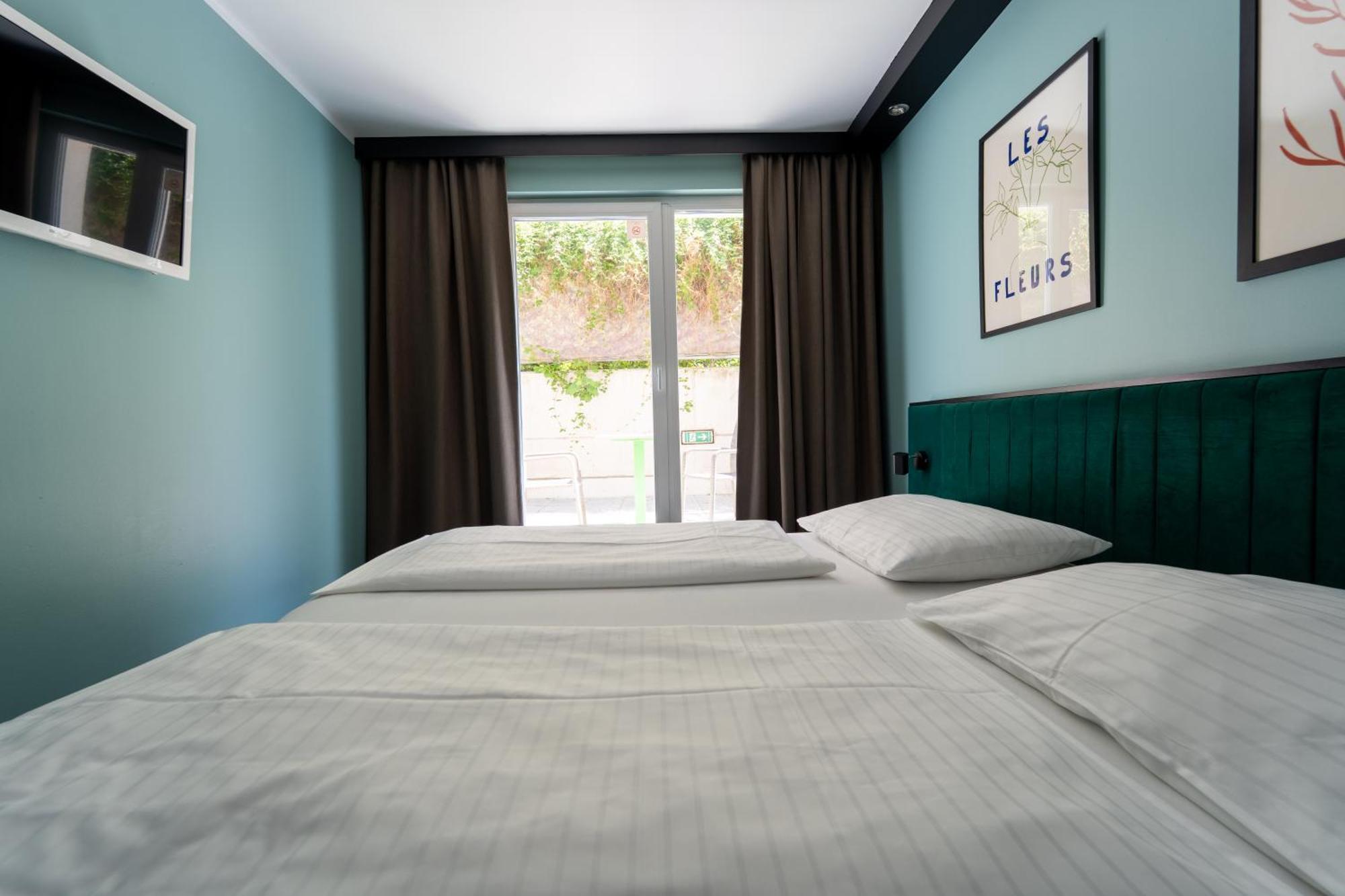 Hotel Design & Budget Schoenbrunn