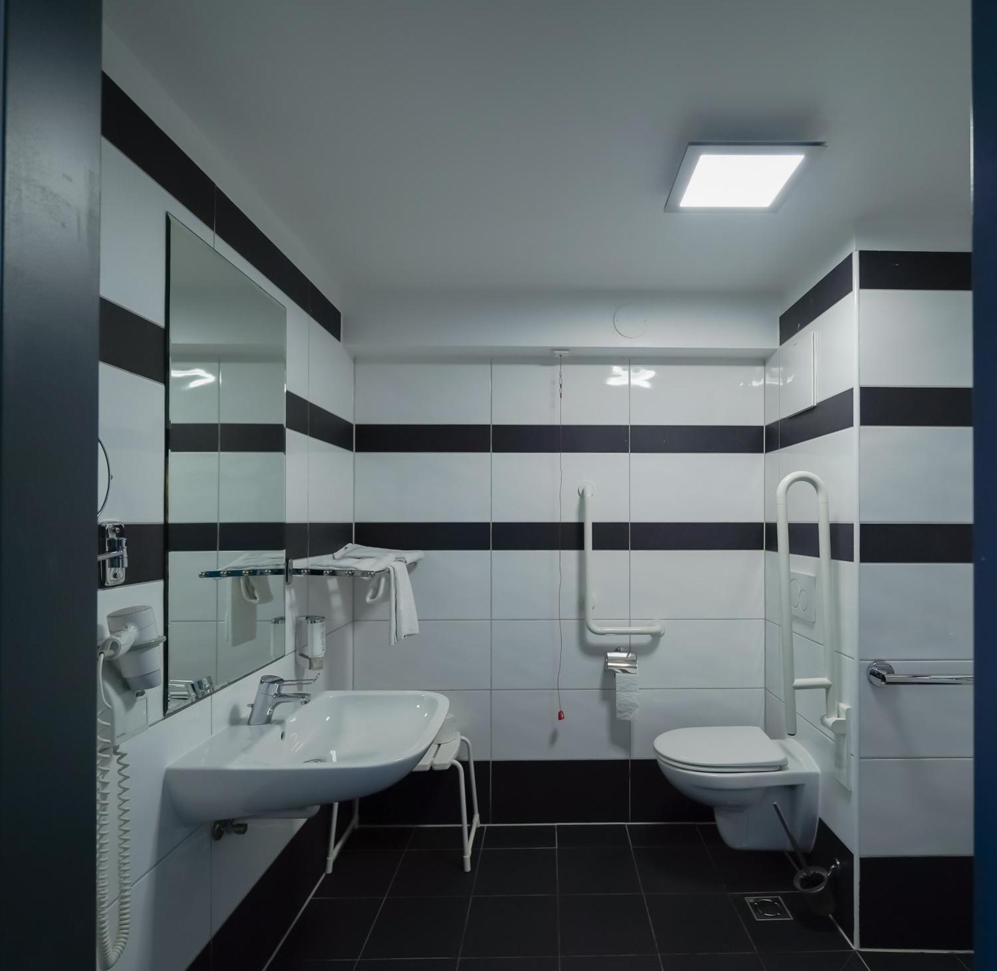 Hotel Design & Budget Schoenbrunn Wien